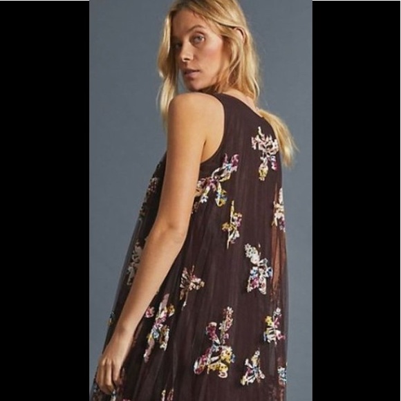 Cassandra Appliquéd tulle dress - Picture 4 of 10